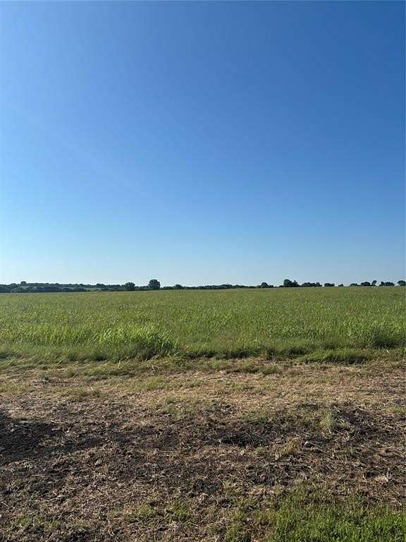 1.5 Acres of Residential Land for Sale in Waxahachie, Texas