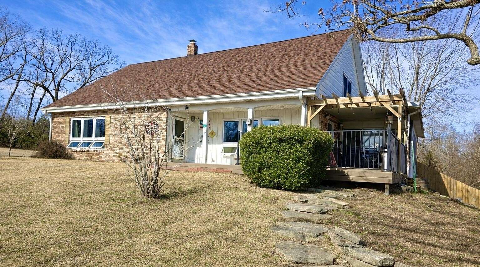 4 Acres of Land with Home for Sale in Raymondville, Missouri