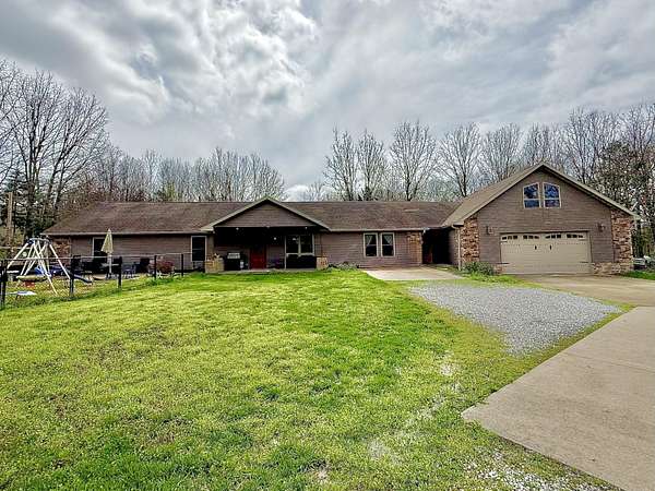 3.69 Acres of Land with Home for Sale in Houston, Missouri