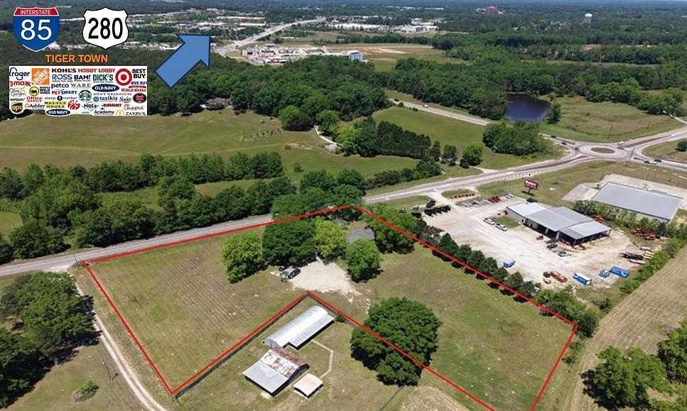 3.14 Acres of Improved Commercial Land for Sale in Opelika, Alabama