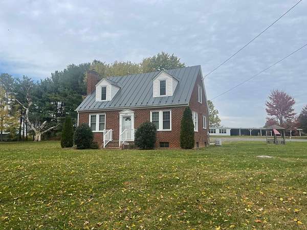 2.18 Acres of Land with Home for Lease in McGaheysville, Virginia
