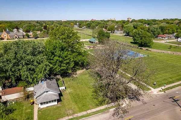 0.13 Acres of Residential Land for Sale in Rockford, Illinois