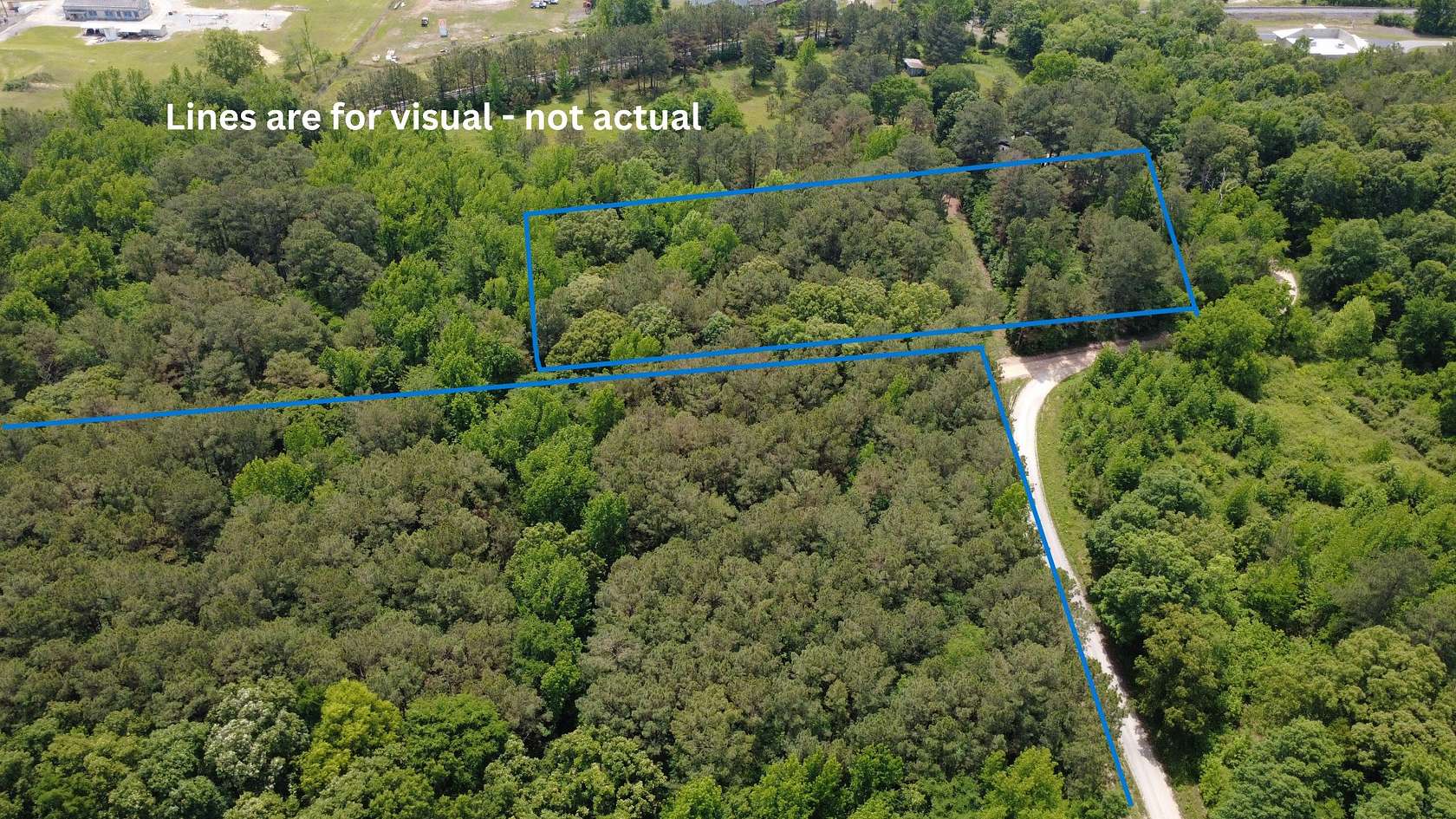 9 Acres of Residential Land for Sale in New Johnsonville, Tennessee