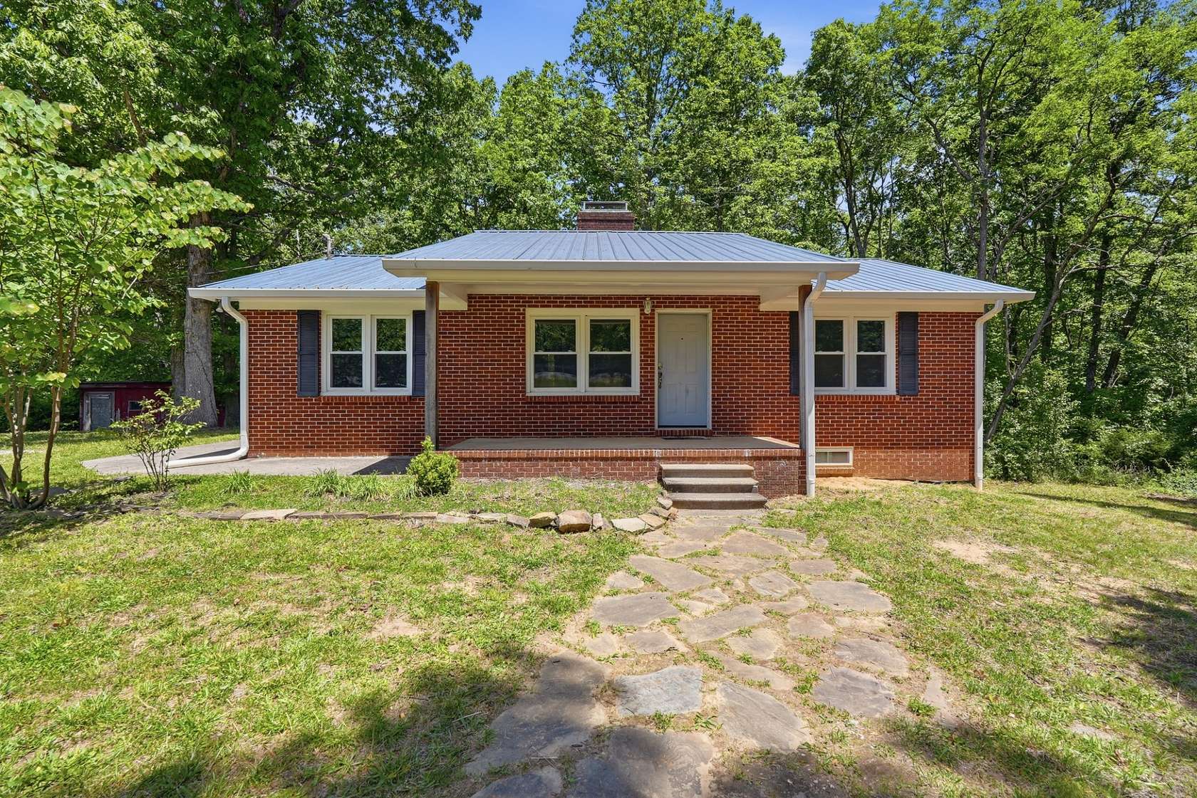 5.78 Acres of Land with Home for Sale in McMinnville, Tennessee
