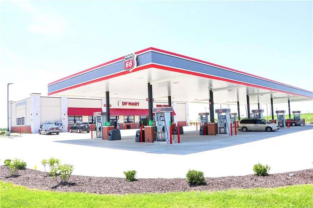 1.48 Acres of Commercial Land for Sale in Gardner, Kansas