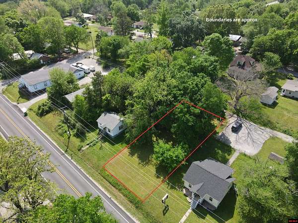 Mixed-Use Land for Sale in Flippin, Arkansas