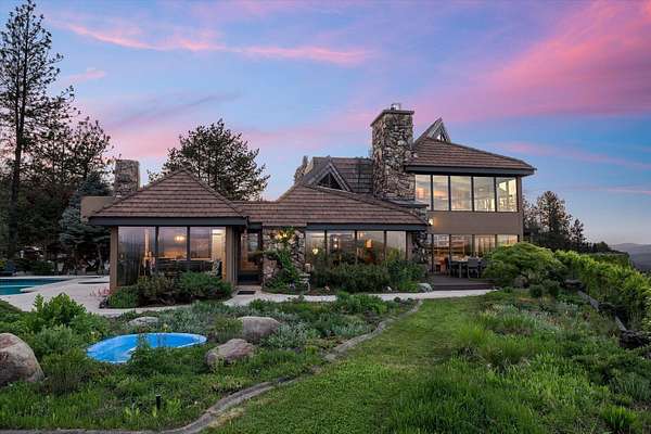 4.12 Acres of Land with Home for Sale in Spokane, Washington
