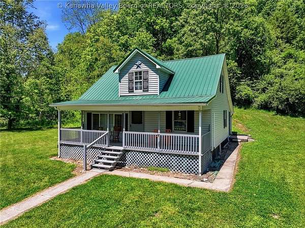 122 Acres of Land for Sale in Hurricane, West Virginia