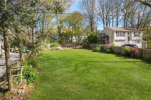 0.11 Acres of Residential Land for Sale in Narragansett Town, Rhode Island