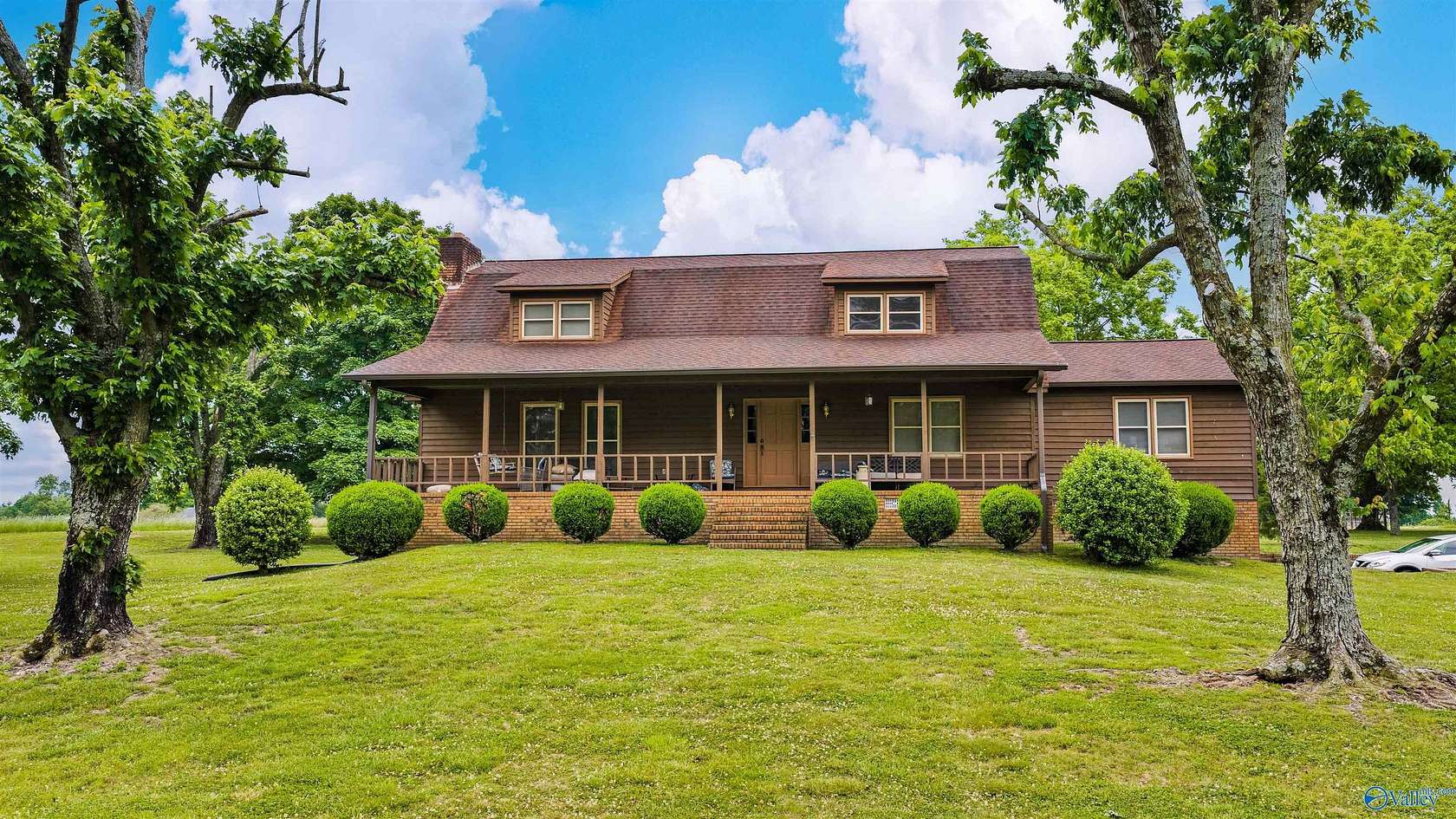 12 Acres of Land with Home for Sale in Fyffe, Alabama