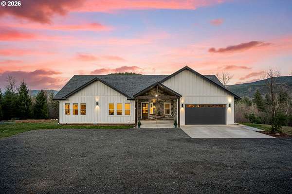 15.6 Acres of Land with Home for Sale in Amboy, Washington