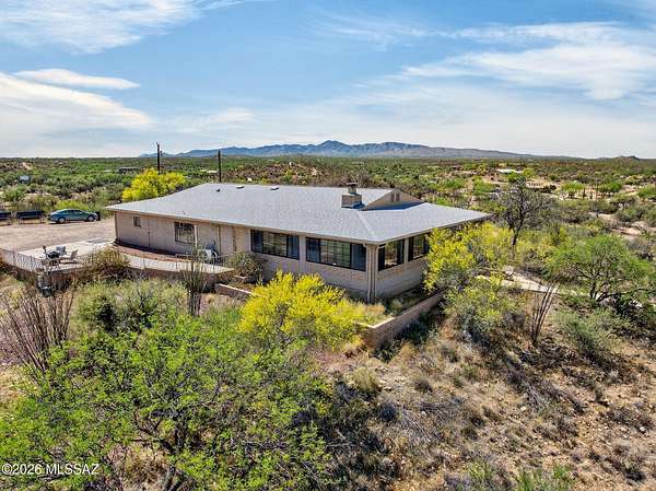8.77 Acres of Land with Home for Sale in Sahuarita, Arizona