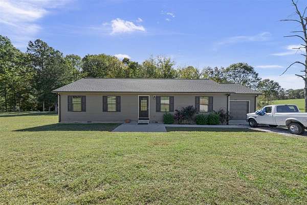 2.37 Acres of Land with Home for Sale in Bowling Green, Kentucky