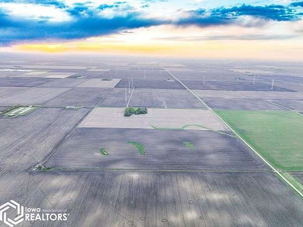 240 Acres of Agricultural Land for Auction in Graettinger, Iowa