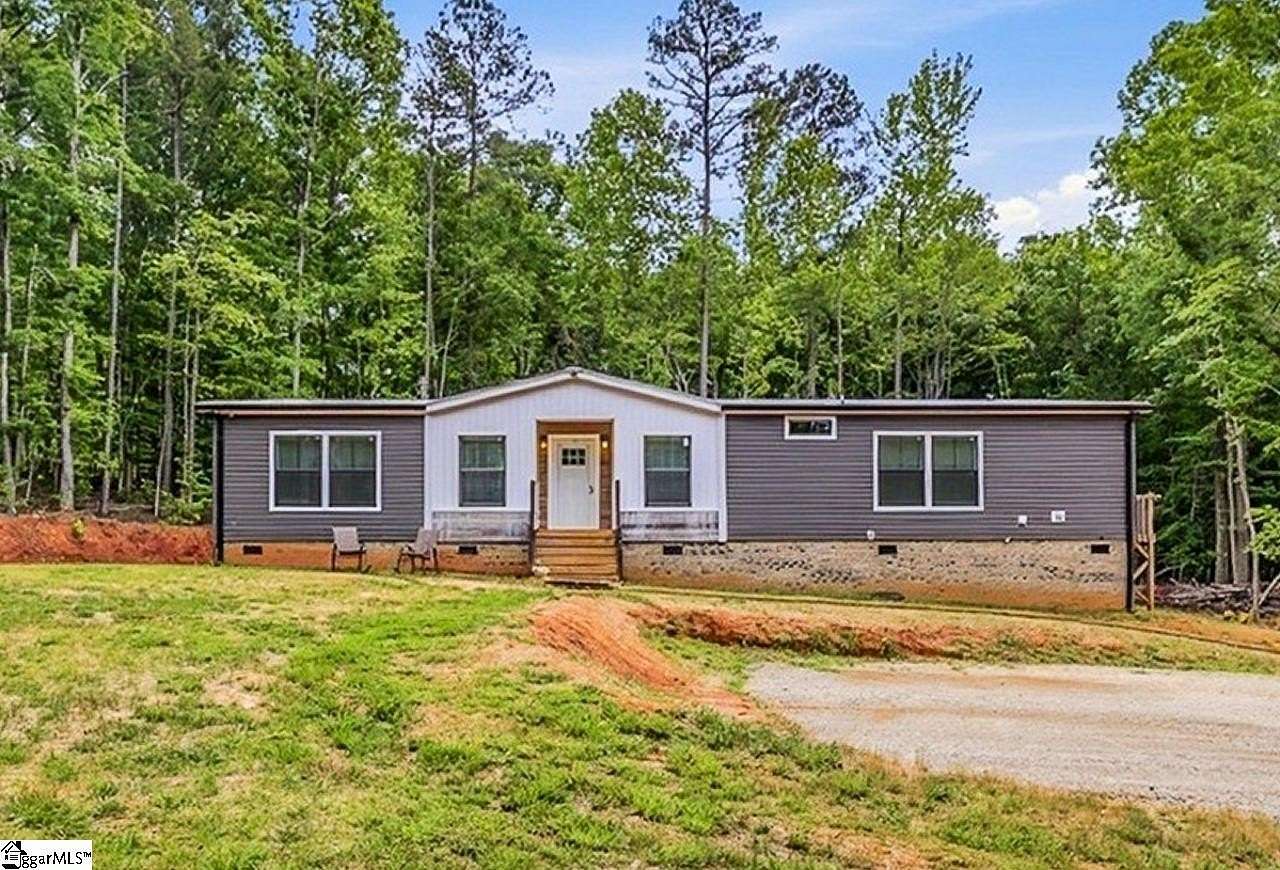 5 Acres of Land with Home for Sale in Jonesville, South Carolina