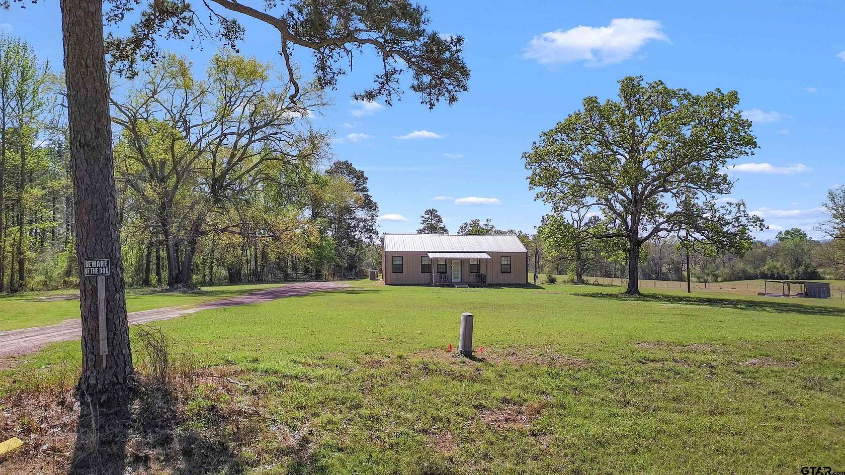 4 Acres of Land with Home for Sale in Rusk, Texas