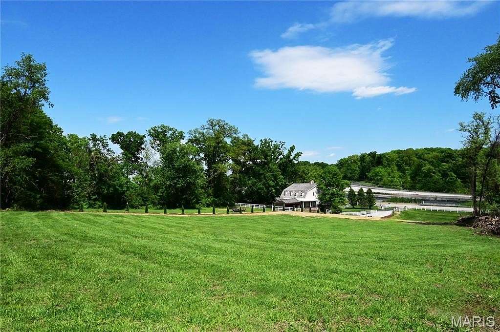 2.33 Acres of Residential Land for Sale in Chesterfield, Missouri