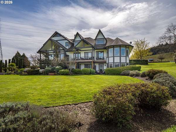 10 Acres of Land with Home for Sale in Newberg, Oregon