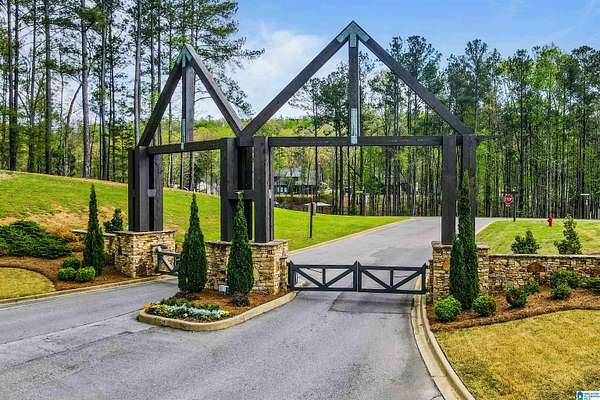 1.59 Acres of Residential Land for Sale in Chelsea, Alabama