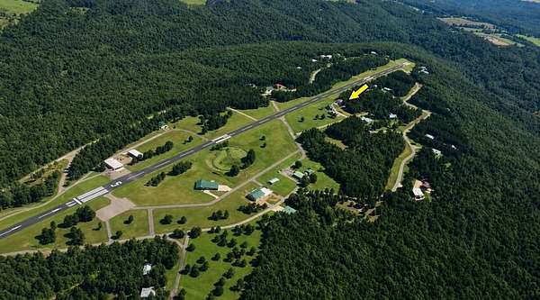 1.6 Acres of Land with Home for Auction in Clinton, Arkansas