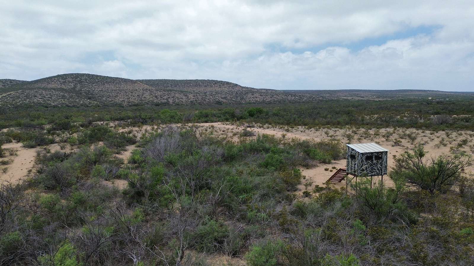 350 Acres of Land for Sale in Comstock, Texas