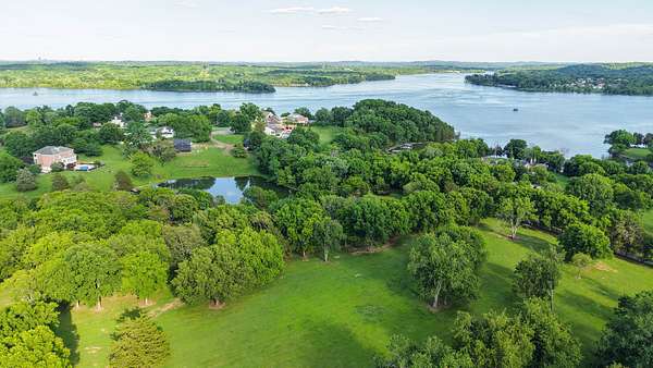 10.1 Acres of Land for Sale in Gallatin, Tennessee