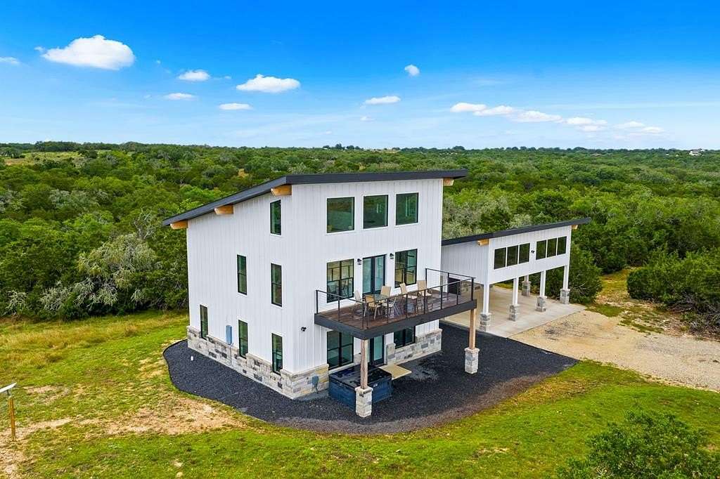 17 Acres of Land with Home for Sale in Fredericksburg, Texas