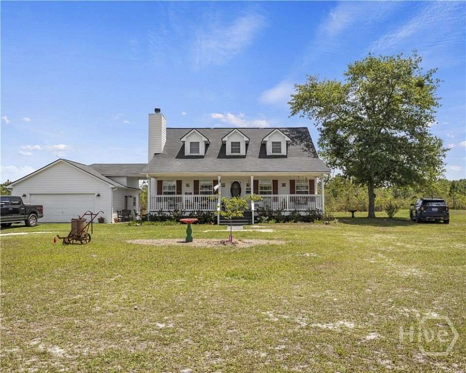 26.7 Acres of Land with Home for Sale in Hinesville, Georgia