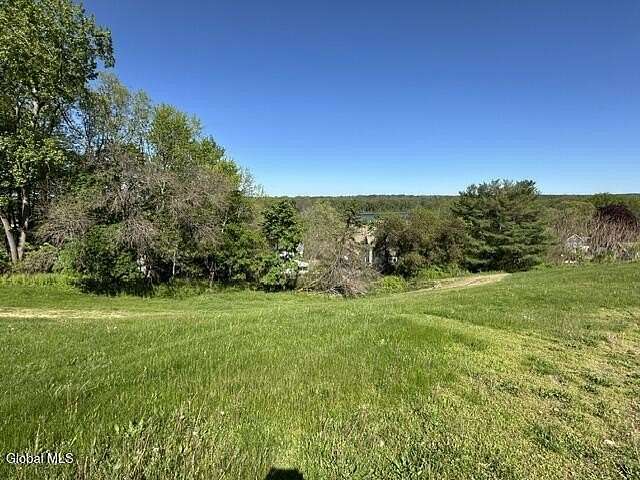 1.37 Acres of Residential Land for Sale in Coeymans, New York