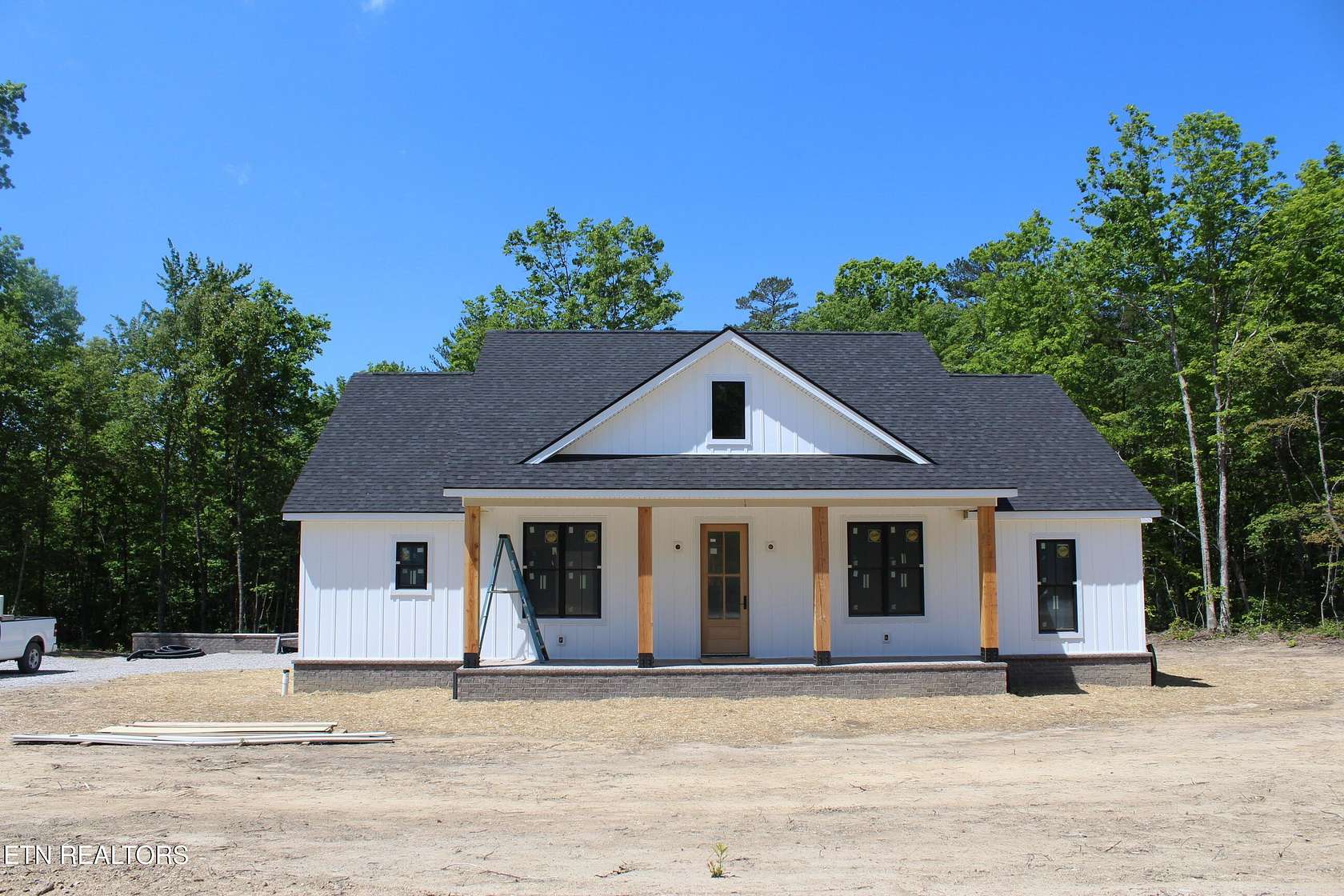 2 Acres of Land with Home for Sale in Jamestown, Tennessee