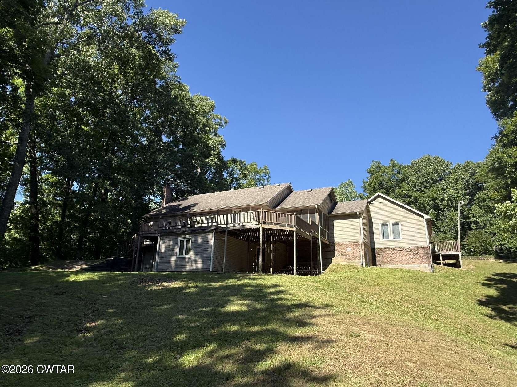 1.86 Acres of Land with Home for Sale in Dyersburg, Tennessee