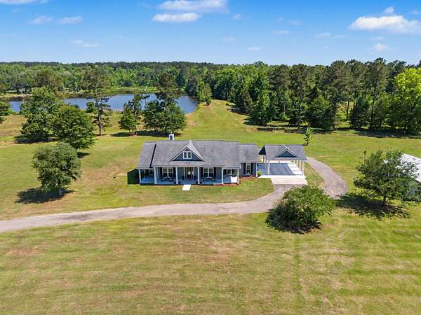 33.9 Acres of Agricultural Land with Home for Sale in Tallahassee, Florida