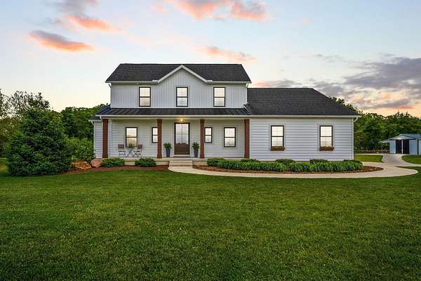 11.4 Acres of Recreational Land with Home for Sale in Circleville, Ohio