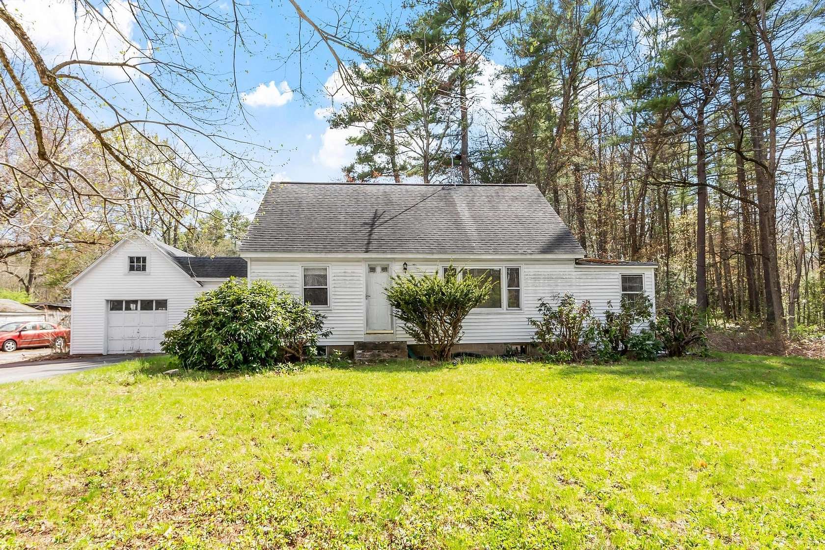 2.34 Acres of Land with Home for Sale in Merrimack, New Hampshire