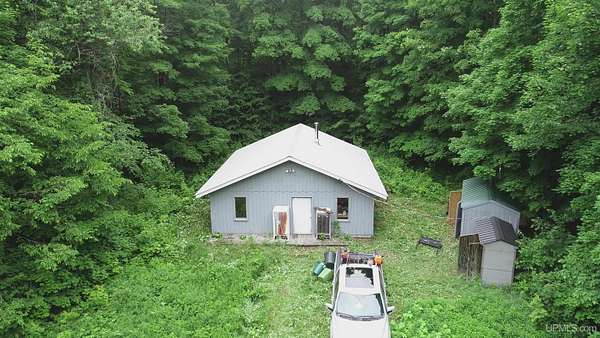 40 Acres of Improved Recreational Land for Sale in Amasa, Michigan
