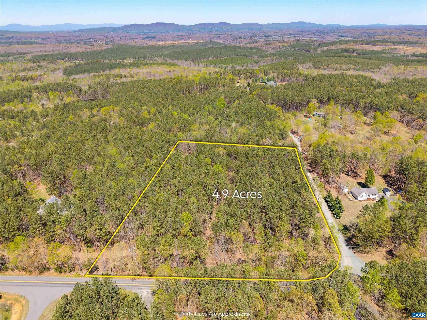 5 Acres of Residential Land for Sale in Charlottesville, Virginia