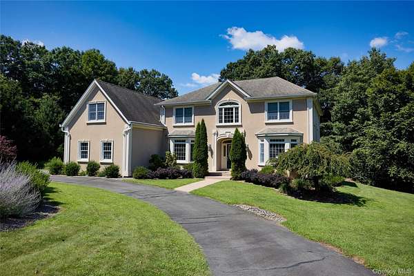 2.8 Acres of Land with Home for Sale in Tuxedo Park, New York