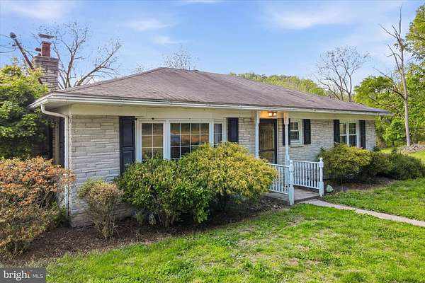 1.73 Acres of Land with Home for Sale in Pottstown, Pennsylvania