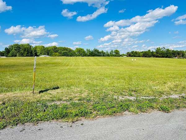 0.84 Acres of Residential Land for Auction in Russell Springs, Kentucky