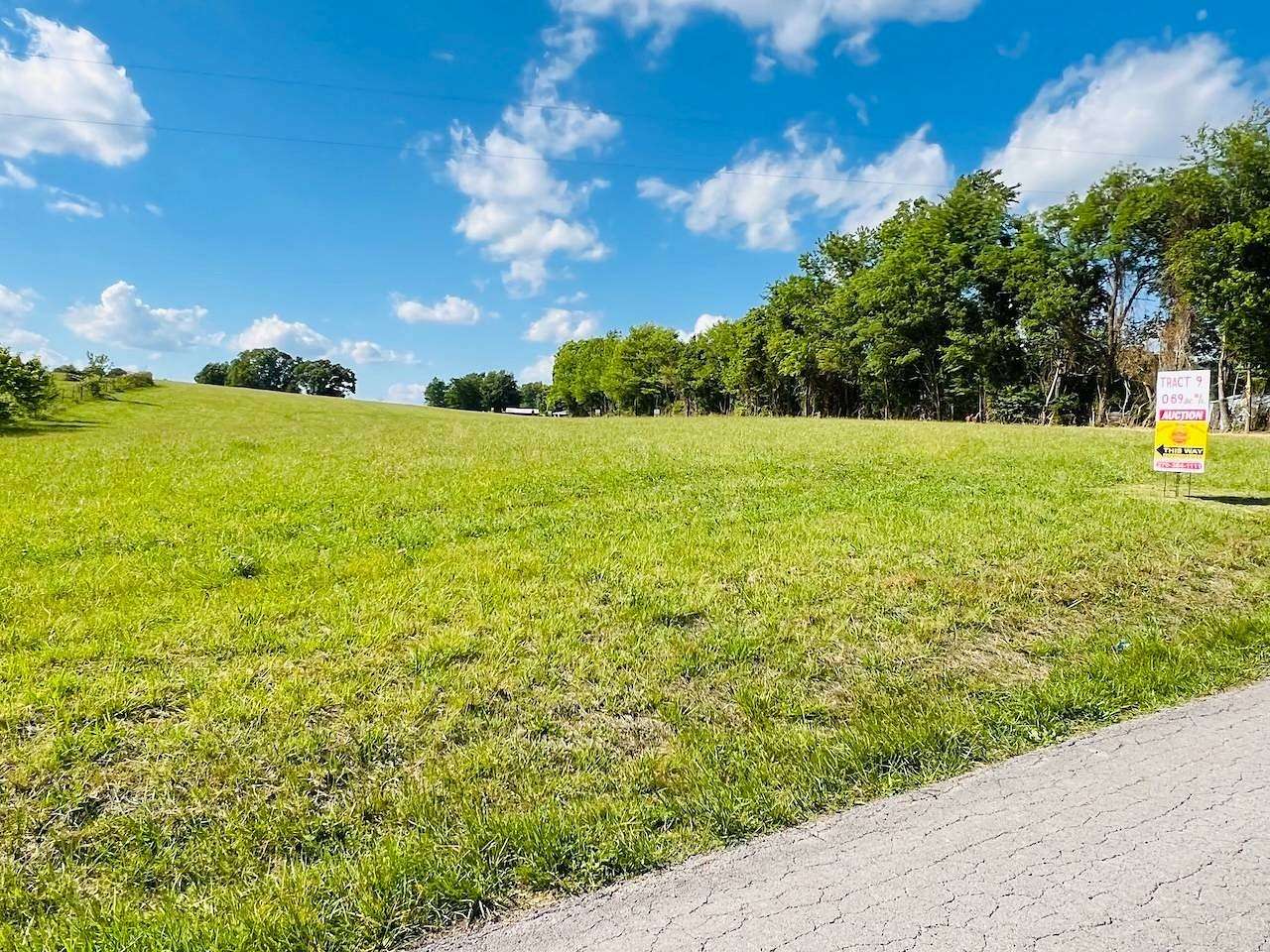 0.69 Acres of Residential Land for Auction in Russell Springs, Kentucky