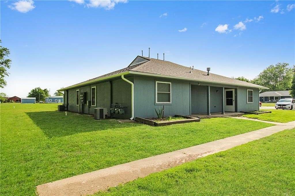 3 Acres of Commercial Land for Sale in Weir, Kansas
