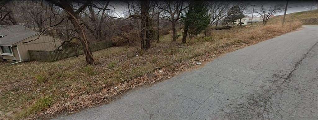 0.29 Acres of Commercial Land for Sale in Independence, Missouri
