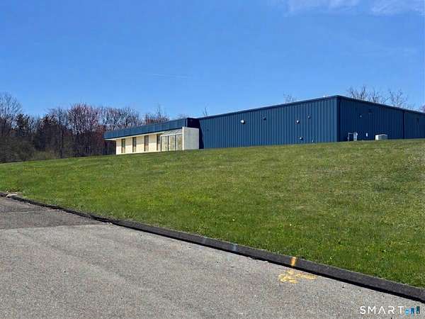 3.84 Acres of Improved Commercial Land for Sale in Middletown, Connecticut