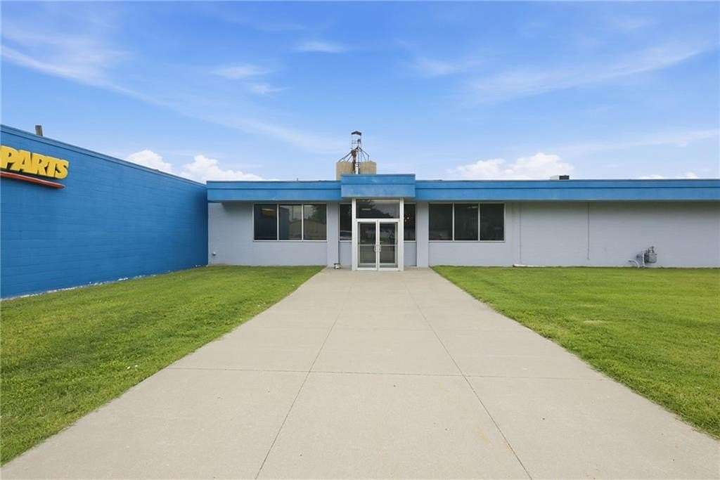 1 Acre of Mixed-Use Land for Sale in Ottawa, Kansas