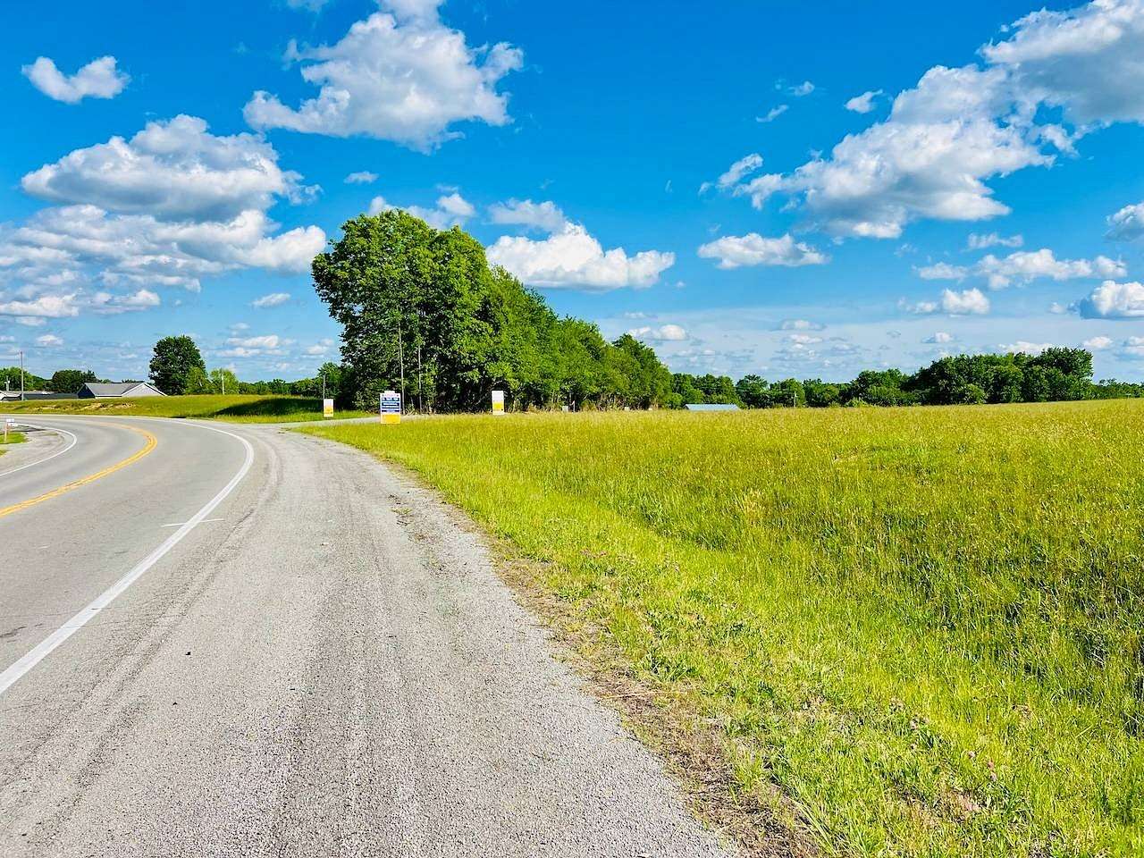 0.54 Acres of Residential Land for Auction in Russell Springs, Kentucky