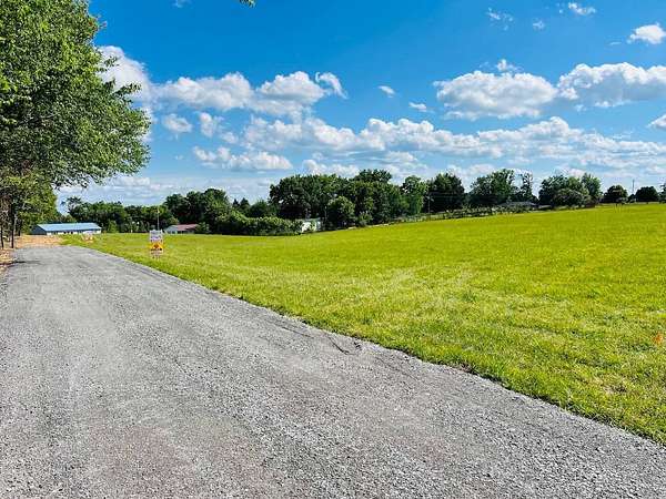 0.71 Acres of Residential Land for Auction in Russell Springs, Kentucky
