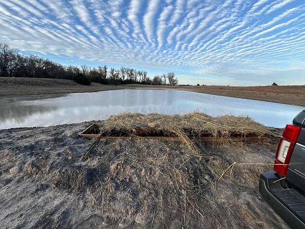 308 Acres of Land for Sale in Sylvia, Kansas