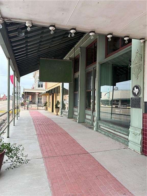 0.1 Acres of Commercial Land for Sale in Calvert, Texas