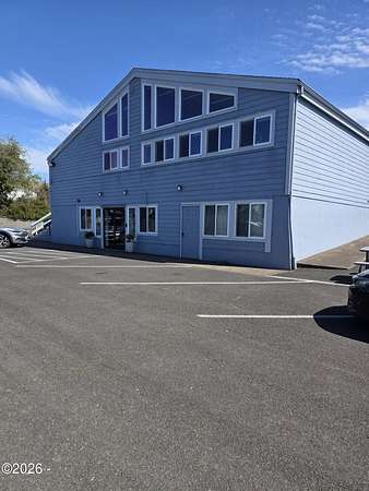 1.7 Acres of Improved Commercial Land for Sale in Newport, Oregon
