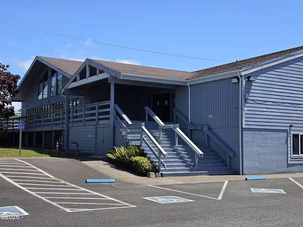 1.7 Acres of Improved Commercial Land for Sale in Newport, Oregon
